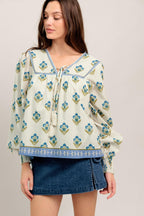 FROM COFFEE RUNS TO WEEKENDS WOVEN TOP Flying Tomato