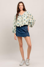 FROM COFFEE RUNS TO WEEKENDS WOVEN TOP Flying Tomato