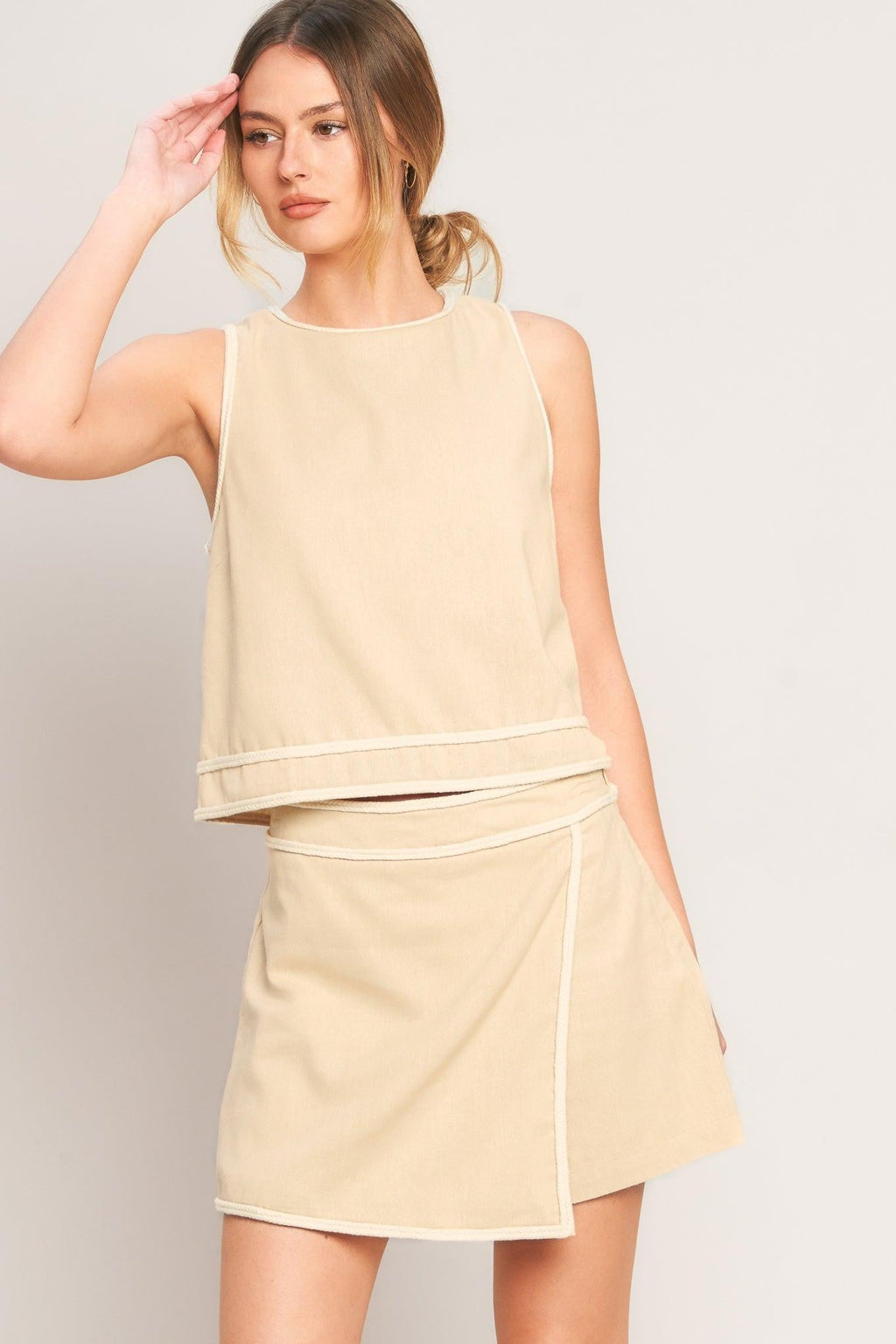 ELEVATED ESSENTIAL WOVEN TOP Flying Tomato
