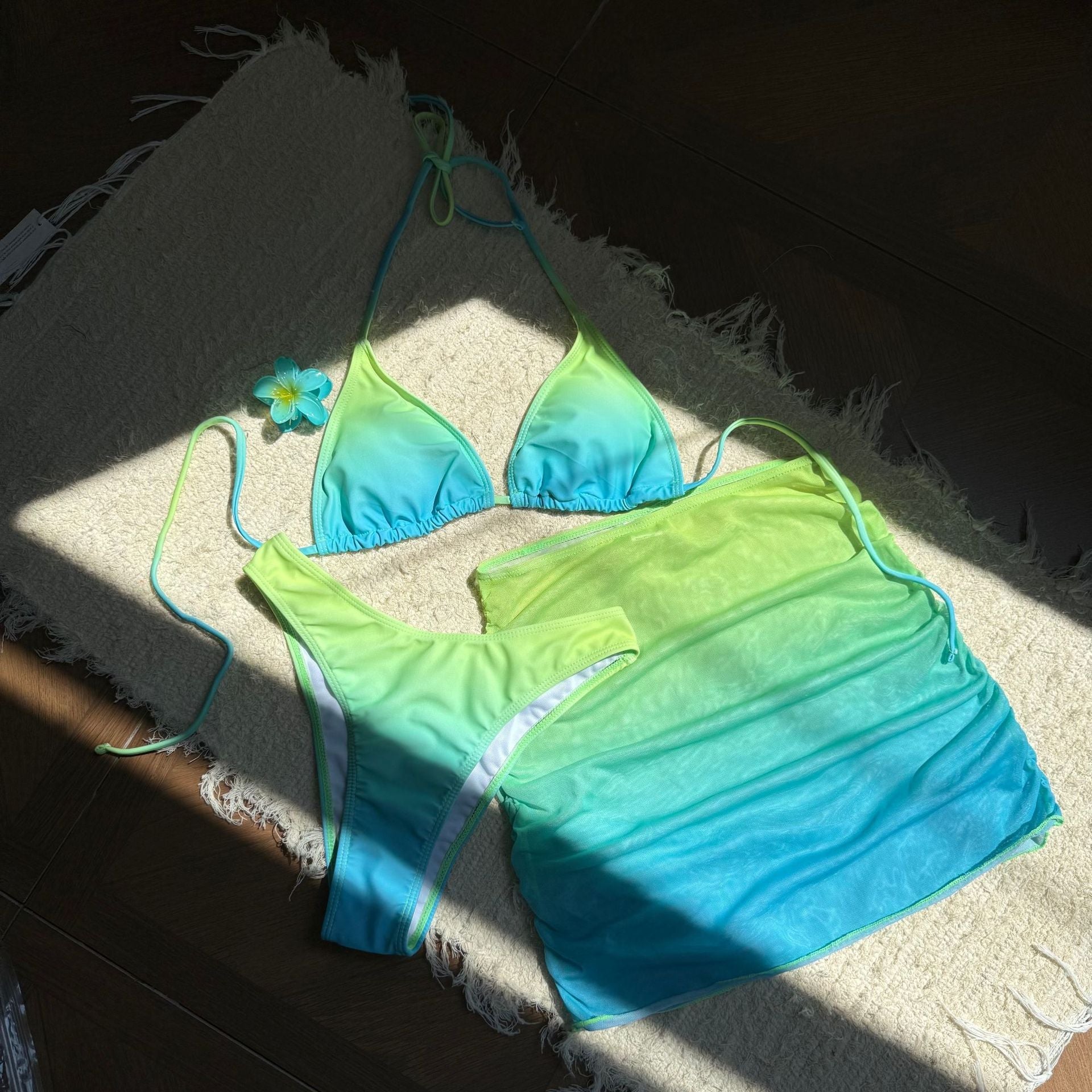 Sexy Gradient Three Piece Swimsuit Women Bikini Swimsuit