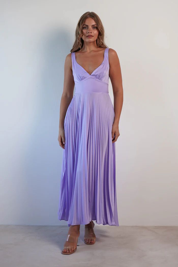 Summer Women Clothing Solid Color Pleated Sexy V neck Strap Dress Bella Mia