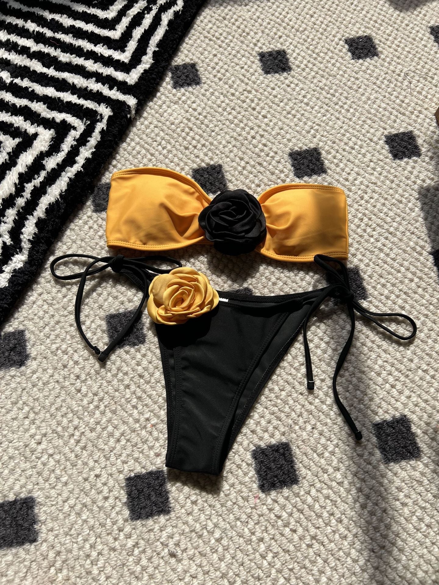 Color Matching Rose Tube Top Lace up Drawstring Strap Split Swimsuit Bikini Bella Mia