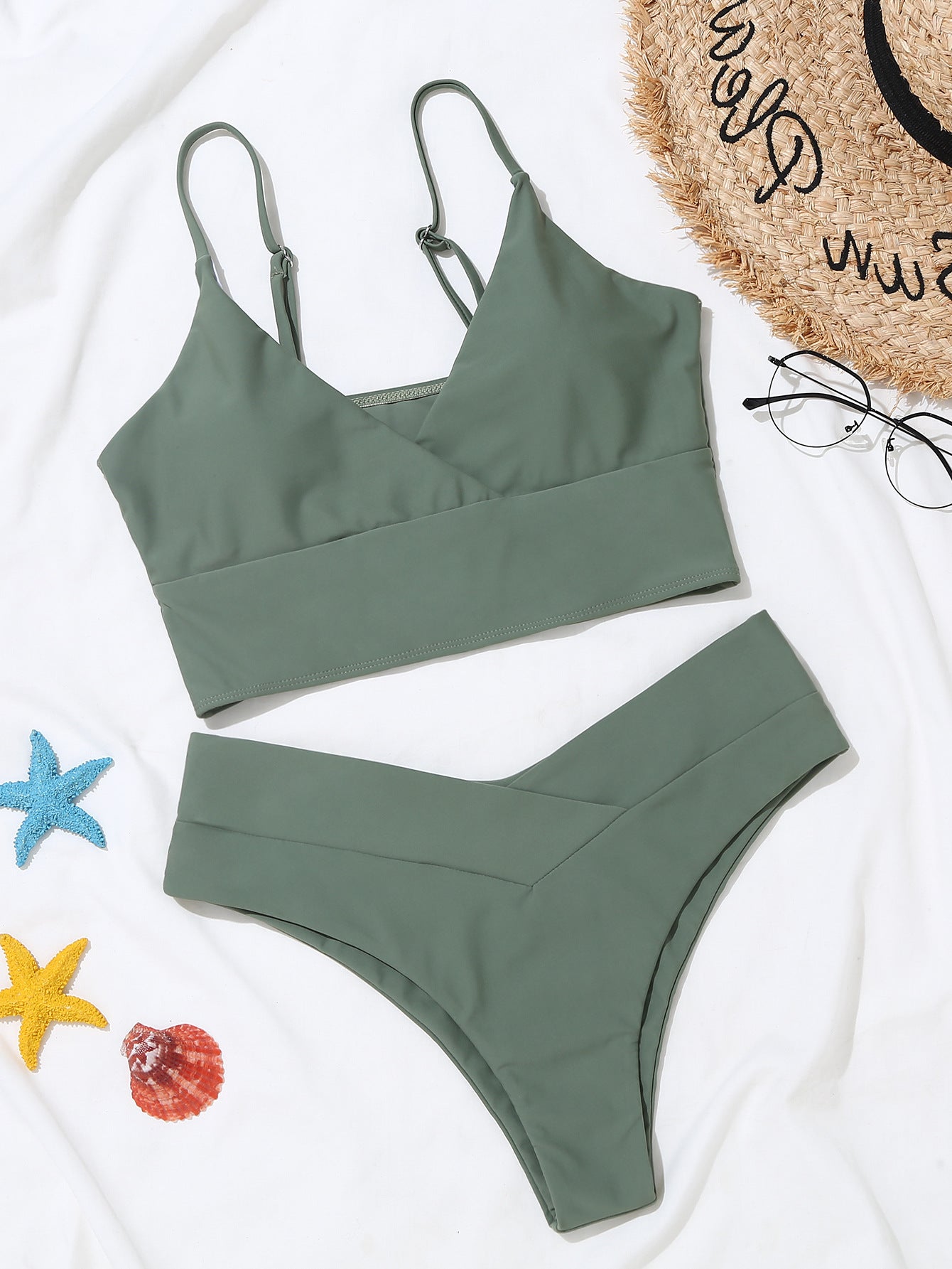 Sexy Solid Color V-neck Bikini Split Swimsuit Swimwear Bikini Female Bella Mia
