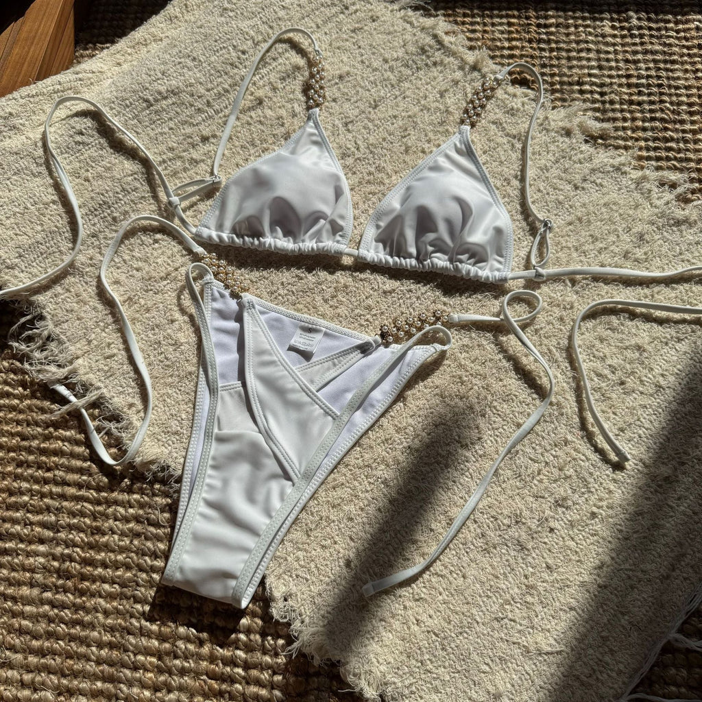 Solid Color Creative Stitching Pearl Floral Accessories Sexy Split Swimsuit Bikini Bella Mia