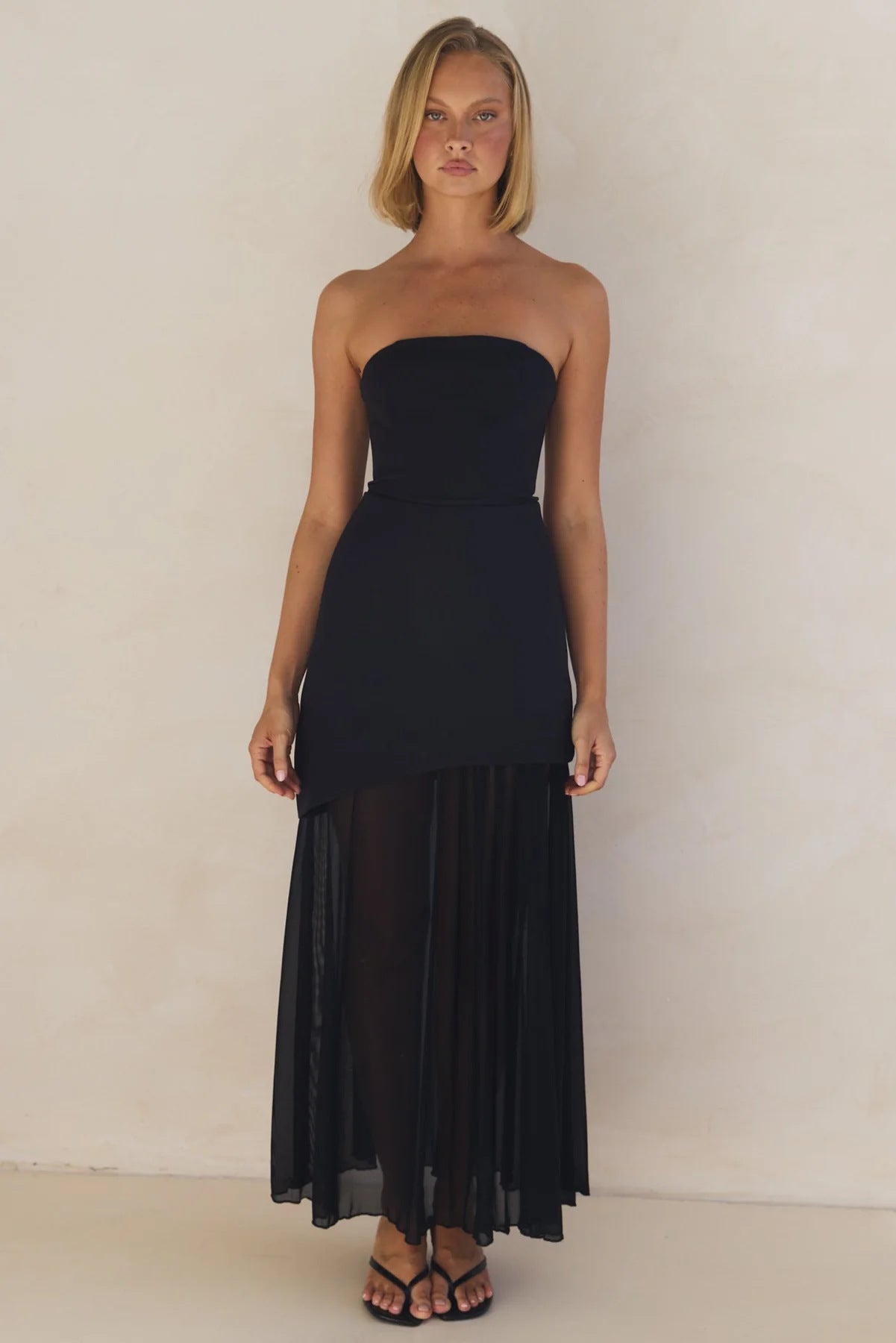 Elegant Sexy Tube Top Package Hip Mesh Stitching Solid Color Dress Long Bella Mia