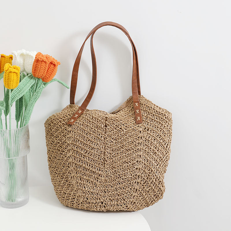 Retro Straw Bag Portable Large Capacity Shoulder Woven Bag Vacation Beach Bag Women Bag Bella Mia