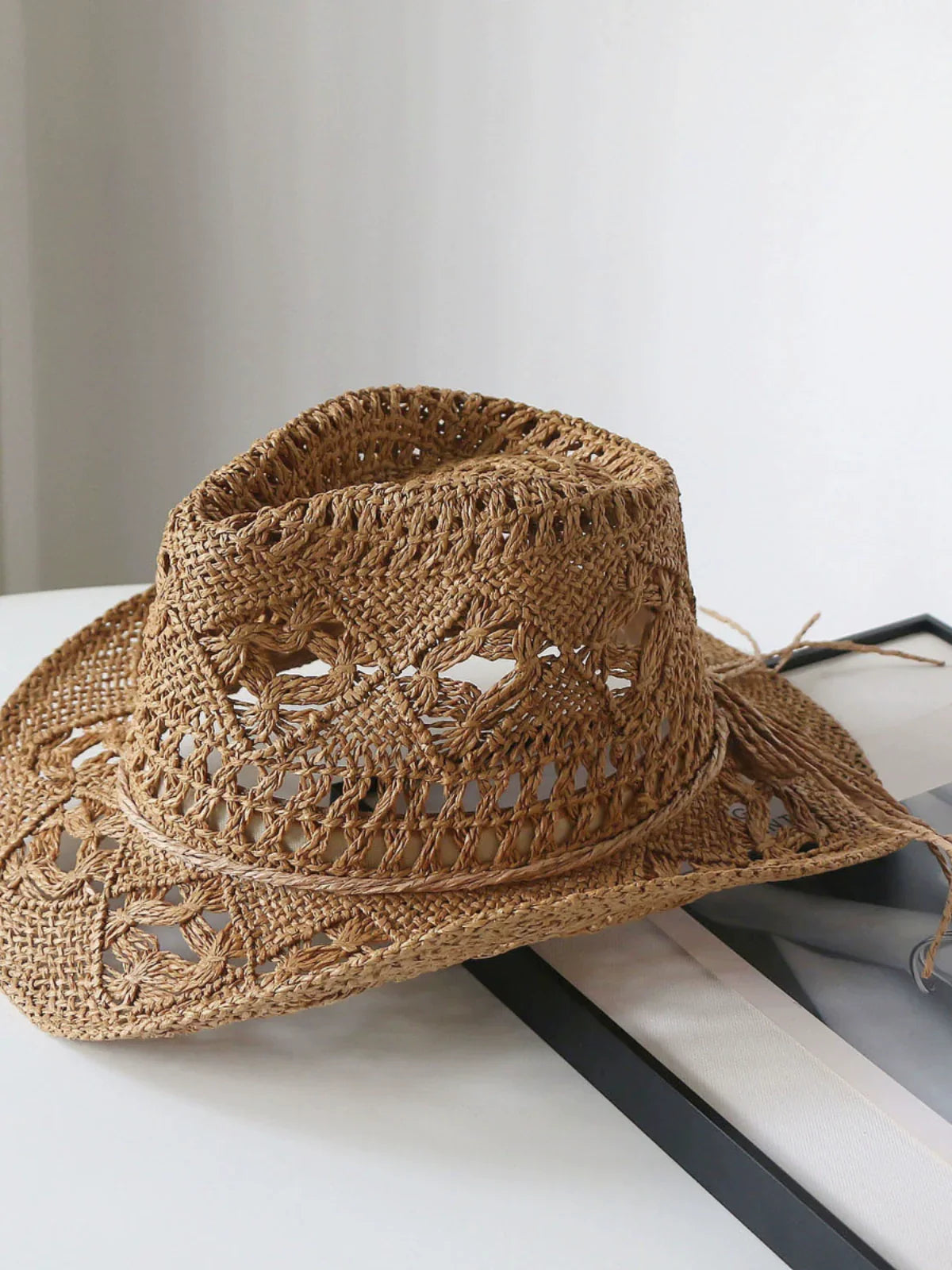 New Arrival Hand-Woven Straw Hat Cut Out Summer Sun Protection for Men and Women Sun Hat Western Cowboy Hat Outdoor All-Matching Hat