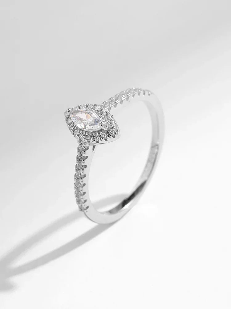 Micro-Inlaid Full Diamond Zircon Ring