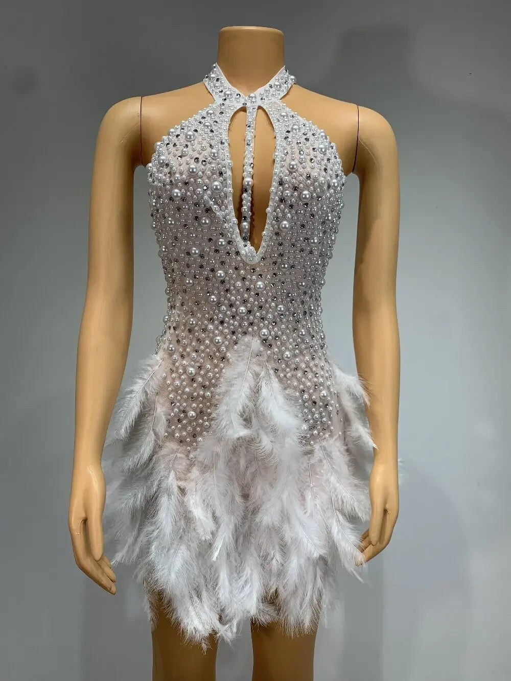 Glitter Feather Pearls Halter Backless Short White Party Dress Women Luxury Celebrate Birthday Outfit Performance Dance Costume