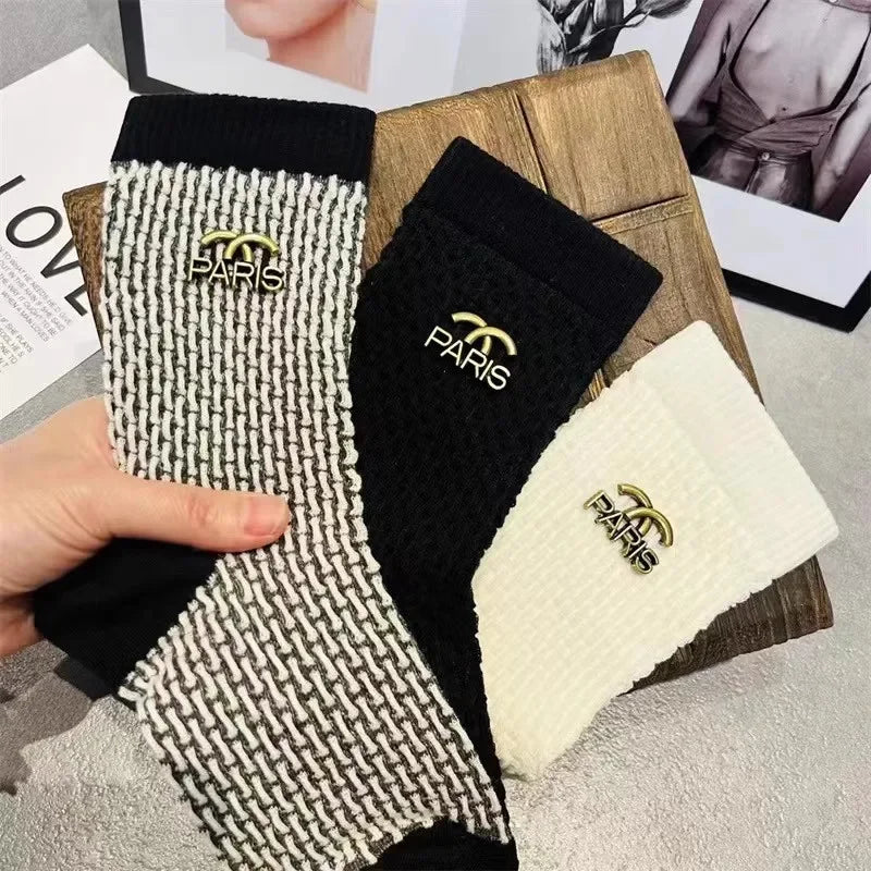 Retro Metal Letter Label Socks Brand Designer Sock Europe Letter Cotton Luxury Socks Sexy Warm Personality Fashion Boots Socks LUXLIFE BRANDS