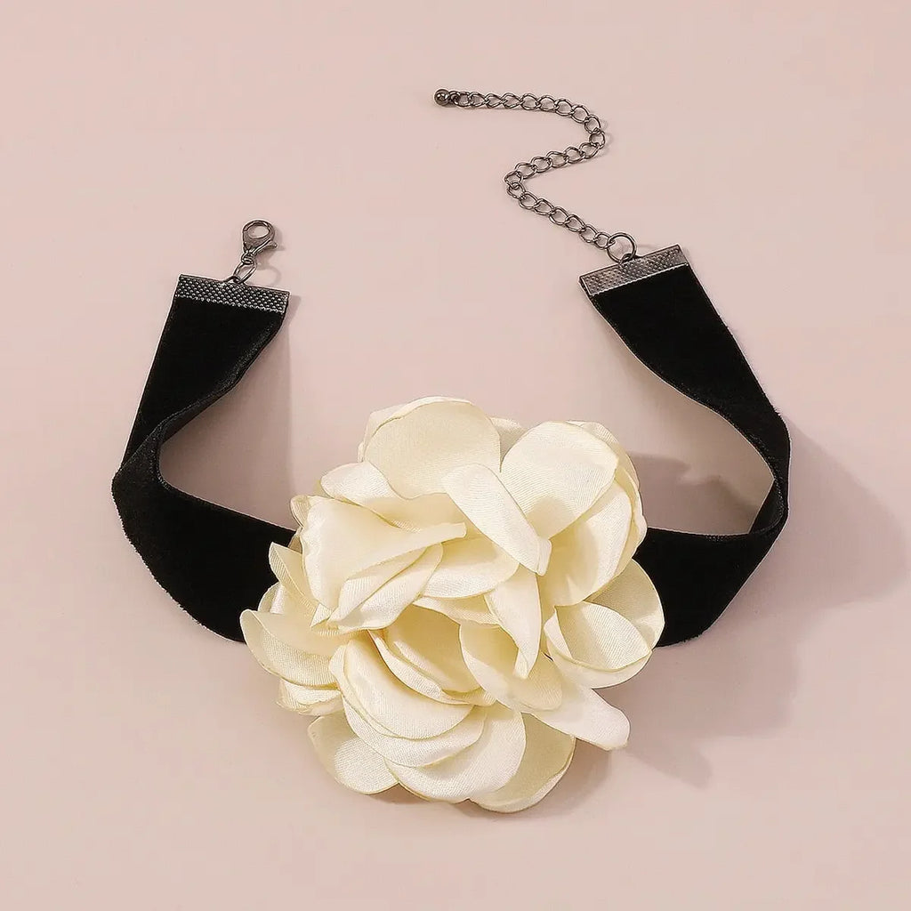 Long Rope with Big Flower Choker Necklace for Women Elegant Lace-up Rope Chain Necklace on Neck 2023 Fashion Jewelry Accessories
