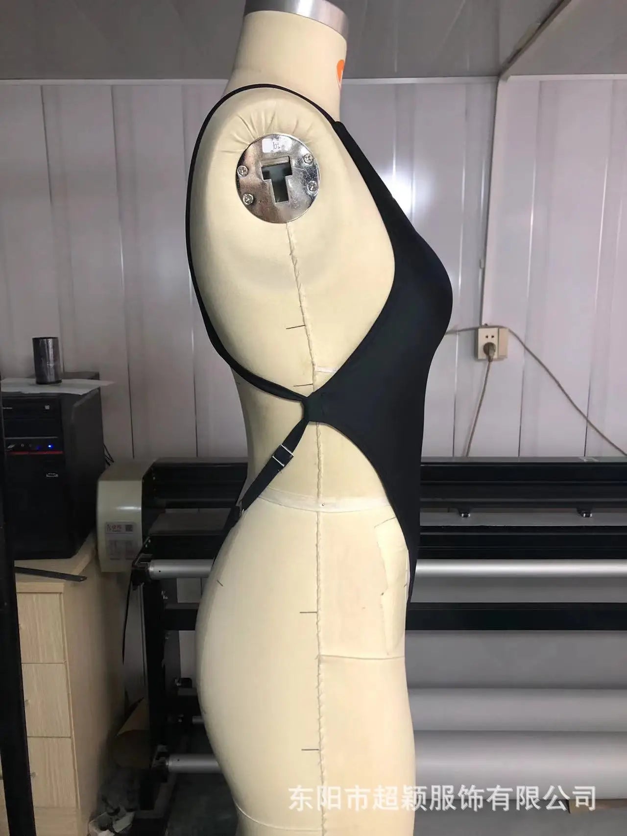 Hot-selling backless one-piece swimsuit sexy and thin swimsuit women's bikini beachwear 2025 new