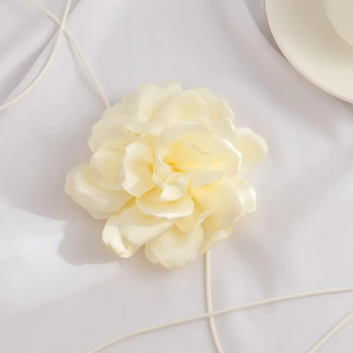 Long Rope with Big Flower Choker Necklace for Women Elegant Lace-up Rope Chain Necklace on Neck 2023 Fashion Jewelry Accessories