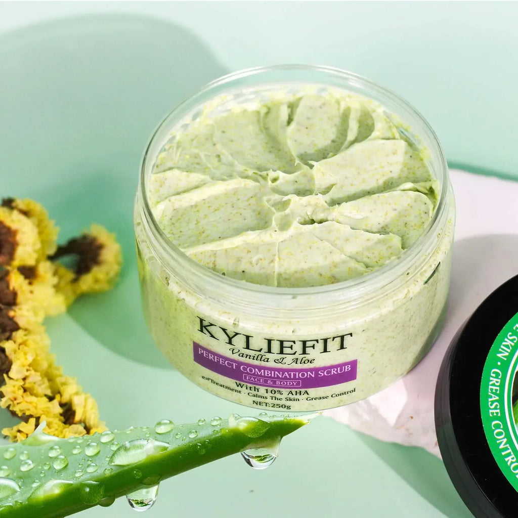 Natural Vanilla & Aloe Perfect Combination Scrub, With 10% AHA, Spots Treatment