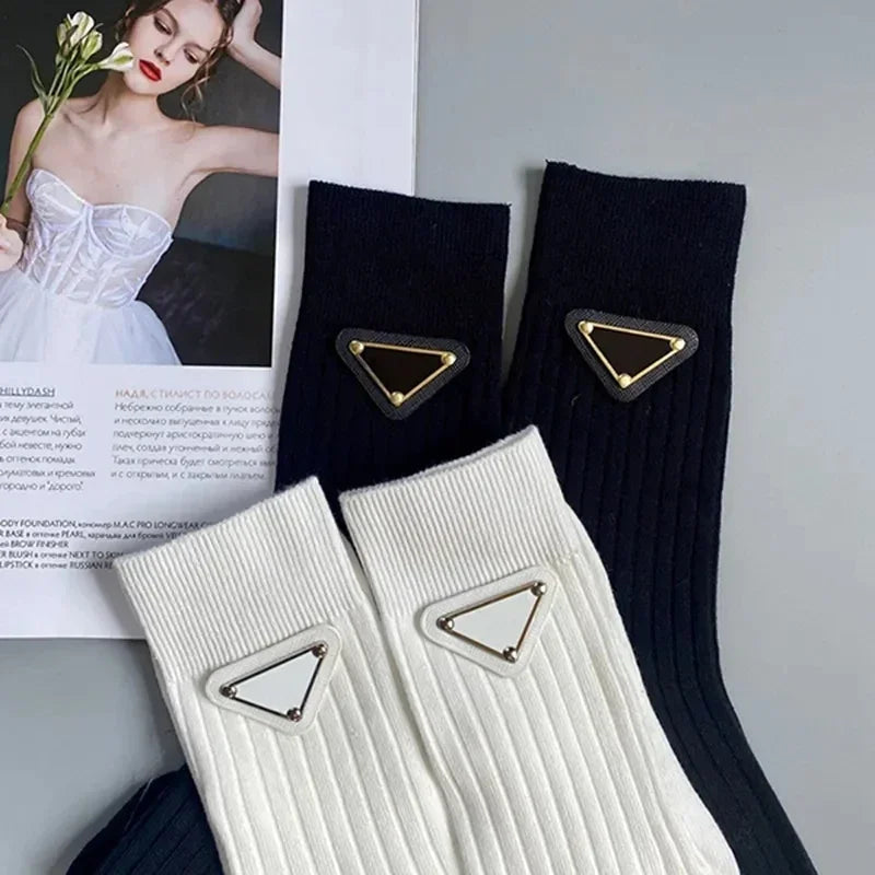 Iron Triangle Label Socks P Brand Designer Sock Europe Letter Luxury Socks Cotton Sexy Warm Personality Fashion Black White LUXLIFE BRANDS