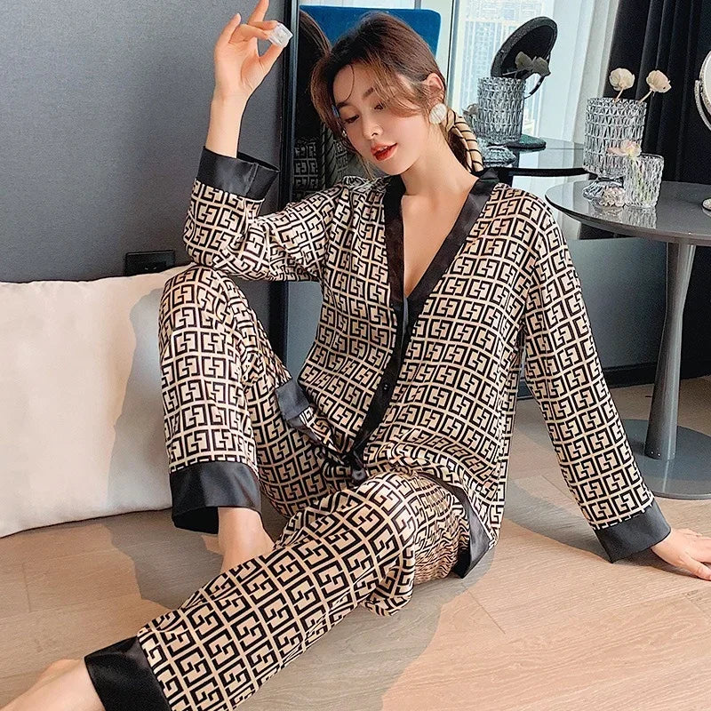 Women's Pajamas Set V Neck Design Luxury Cross Letter Print Sleepwear Silk Like Home Clothes XXL Large Size Nightwear