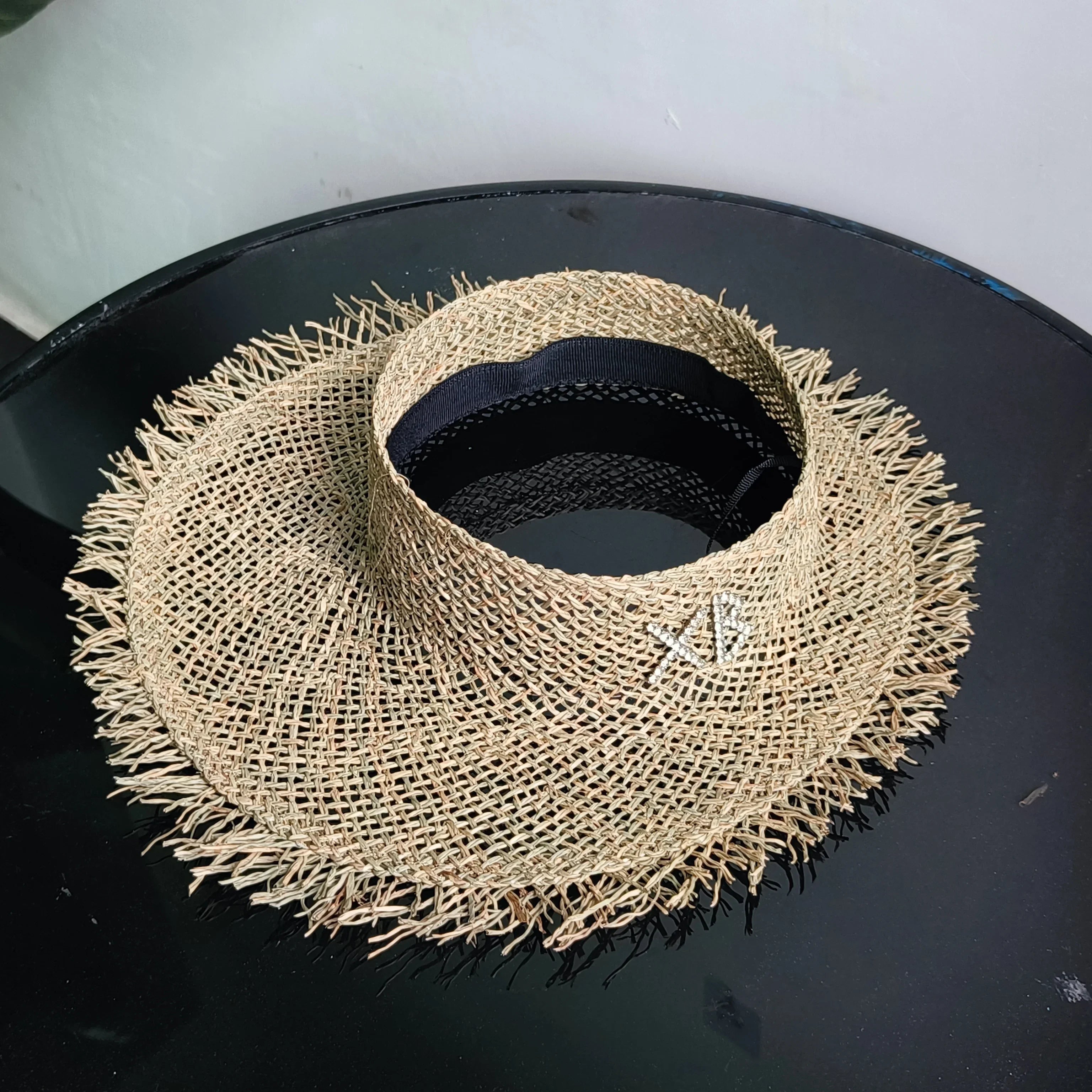 Designer French Elegant Women's Summer RB Letter Straw Hat Wide Brim Breathable Sun Protect Fashionable Beach Vacation Sun Hat