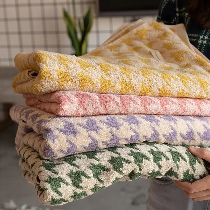 Retro Houndstooth Pure Cotton Towel Classic Plaid Jacquard Series Soft Skin-Friendly Face Towels Super Absorbent Bathroom Towel