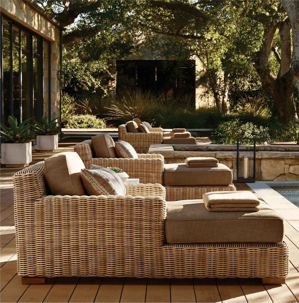 Modern Luxury Rattan Loungers Outdoor Sunbed For Beach Courtyard Park Hotel And Villa Durable Leisure Lounge Bed