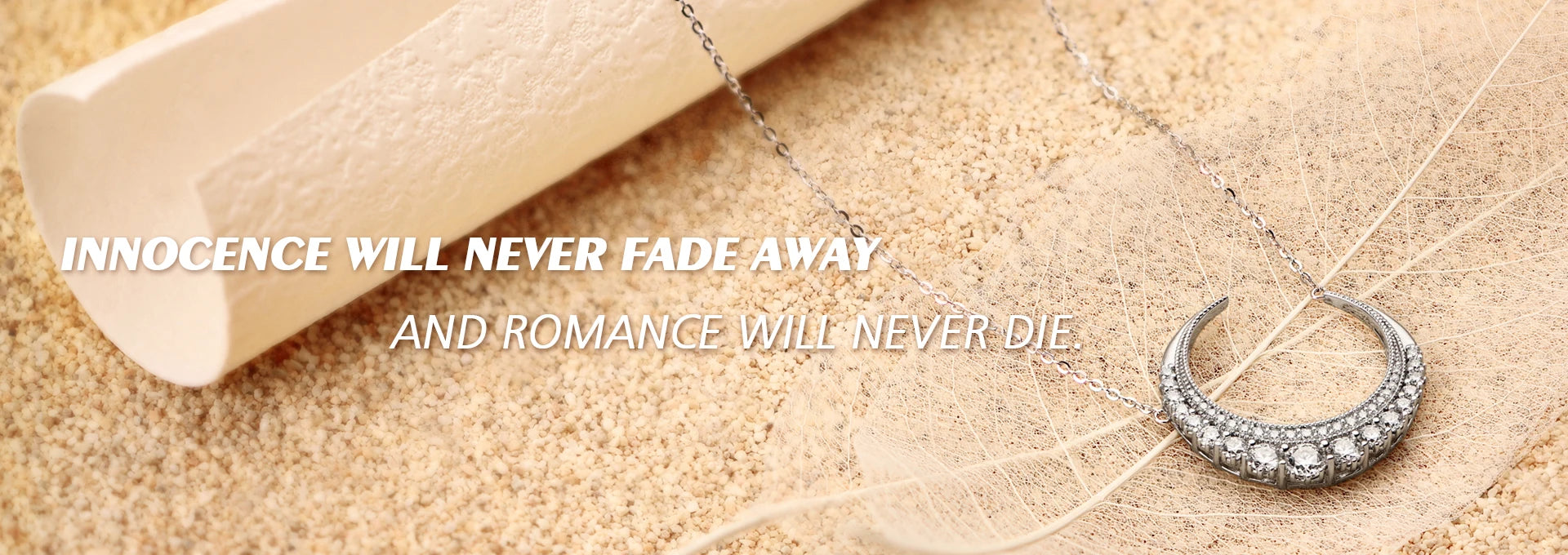 LUX FINE JEWELRY | Lunar Brilliant Cut VVSI Pendant Necklace