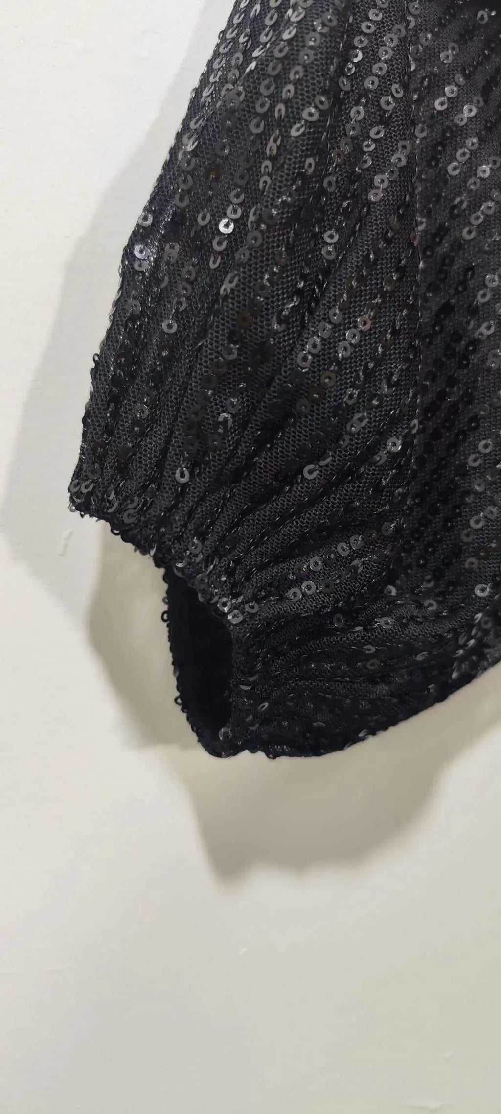 Women Loose Sparkly Prom Dresses 2023 Gold Black Silver Sequin Round Neck Short Party Dress With Belt Elegant Night Club Outfits LUXLIFE BRANDS