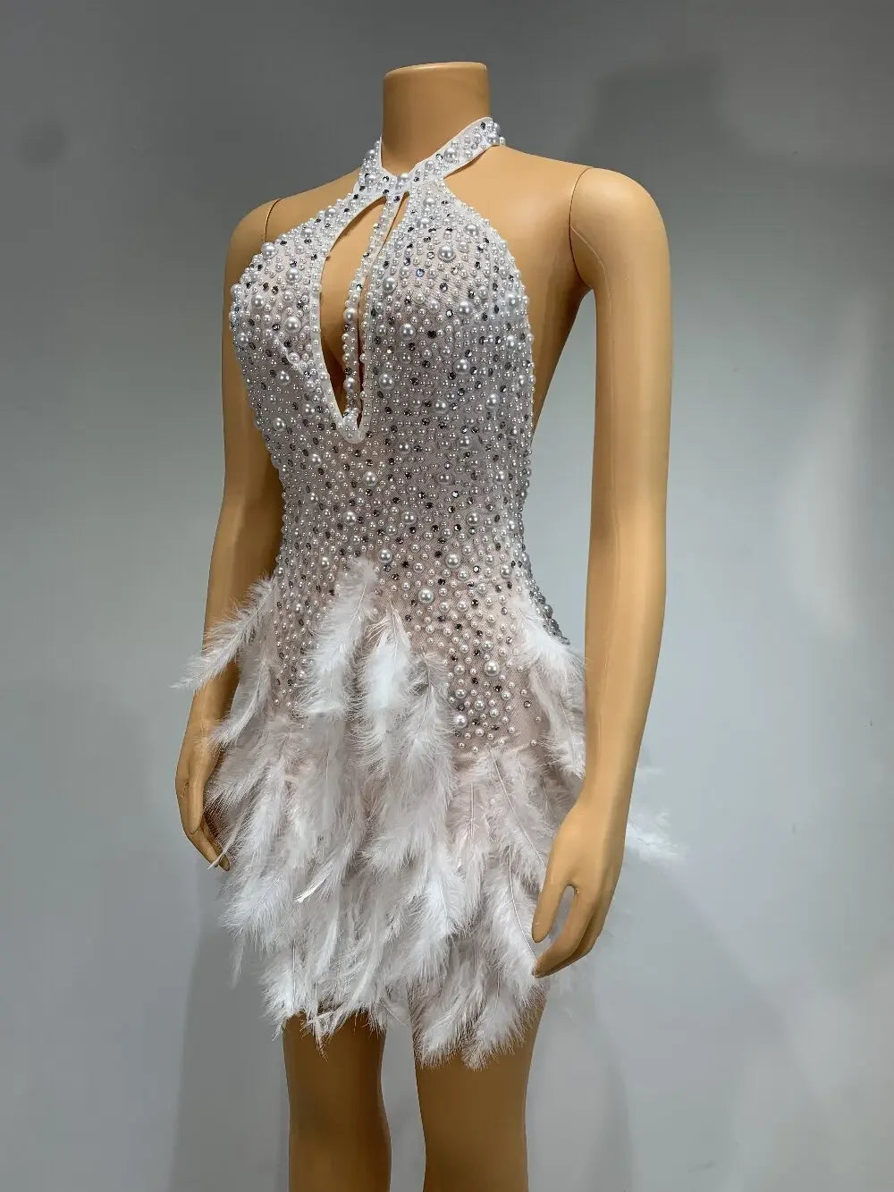 Glitter Feather Pearls Halter Backless Short White Party Dress Women Luxury Celebrate Birthday Outfit Performance Dance Costume