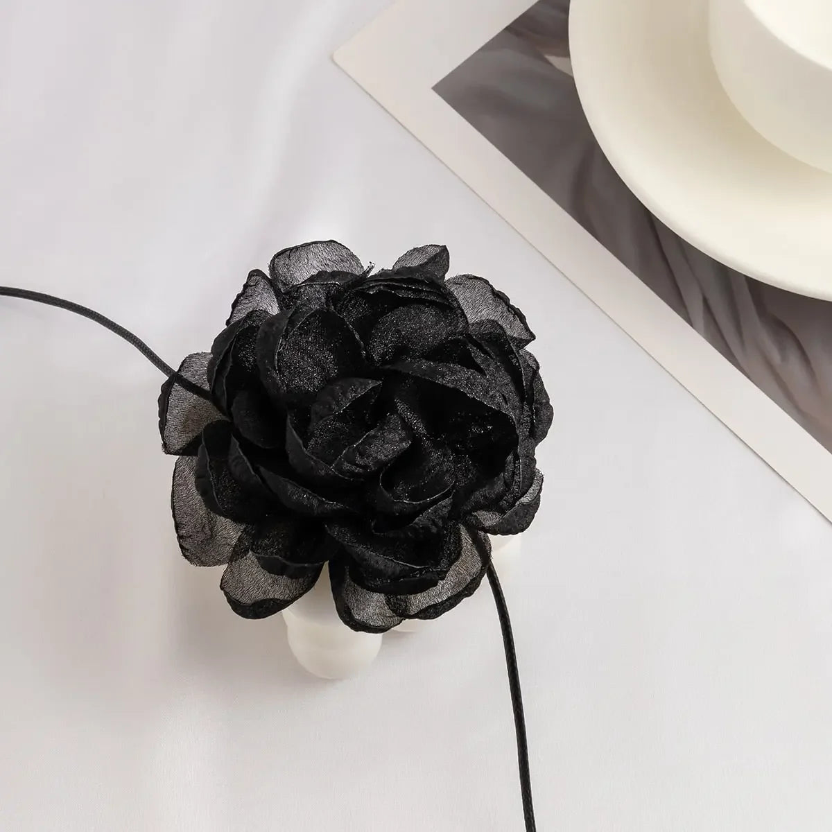 Long Rope with Big Flower Choker Necklace for Women Elegant Lace-up Rope Chain Necklace on Neck 2023 Fashion Jewelry Accessories