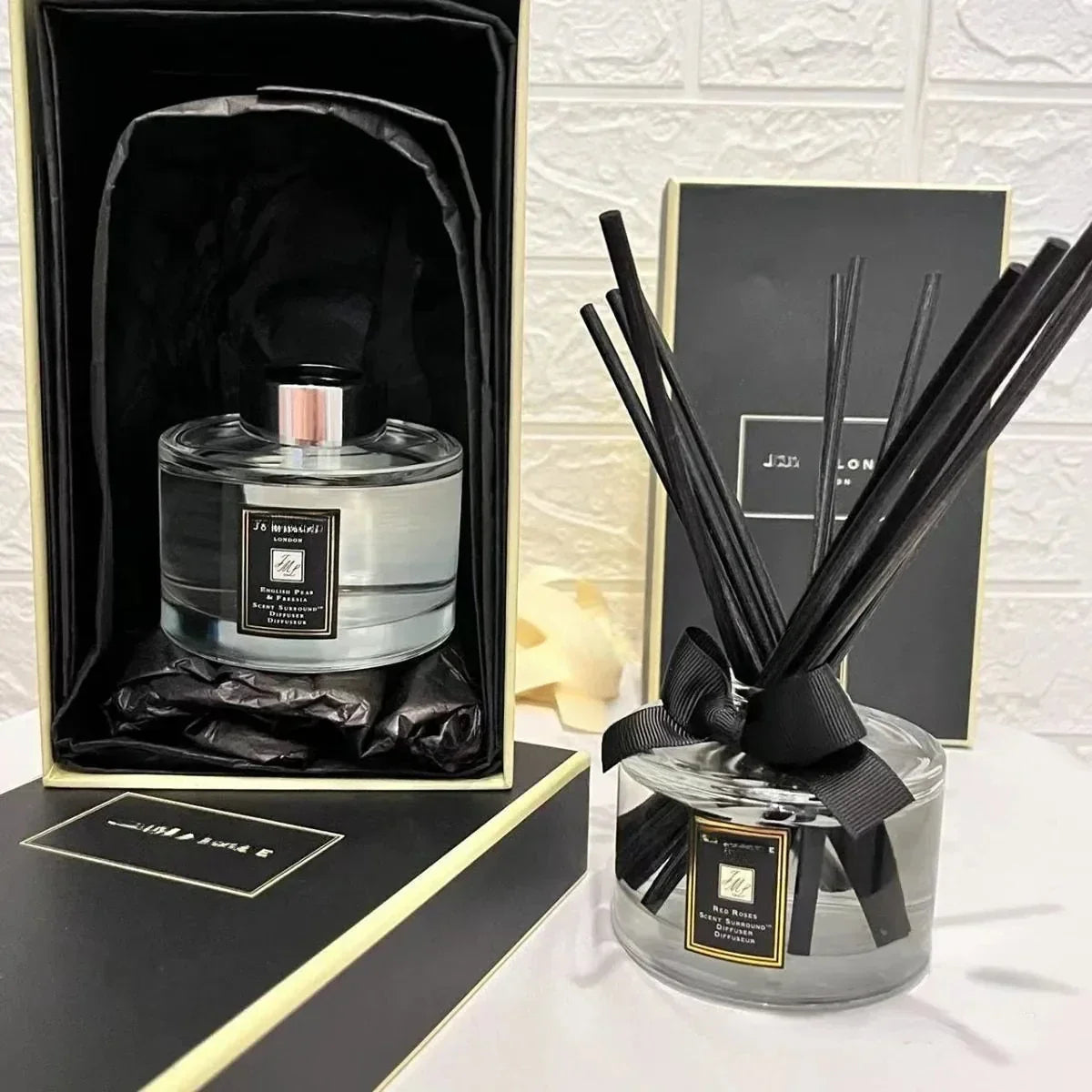 English Pear Reed Diffuser Scent Candle Sets Aromatherapy Diffuser High Quality Essential Oil Lime Basil Gift Box Home Decor LUXLIFE BRANDS