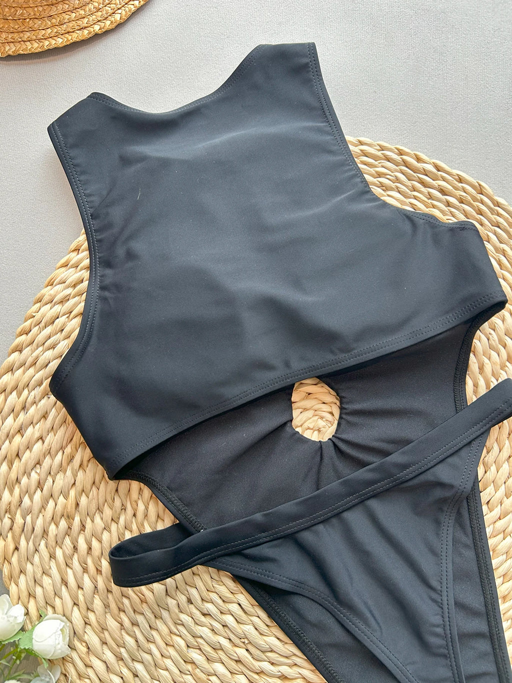 LUX Bold Black Monokini