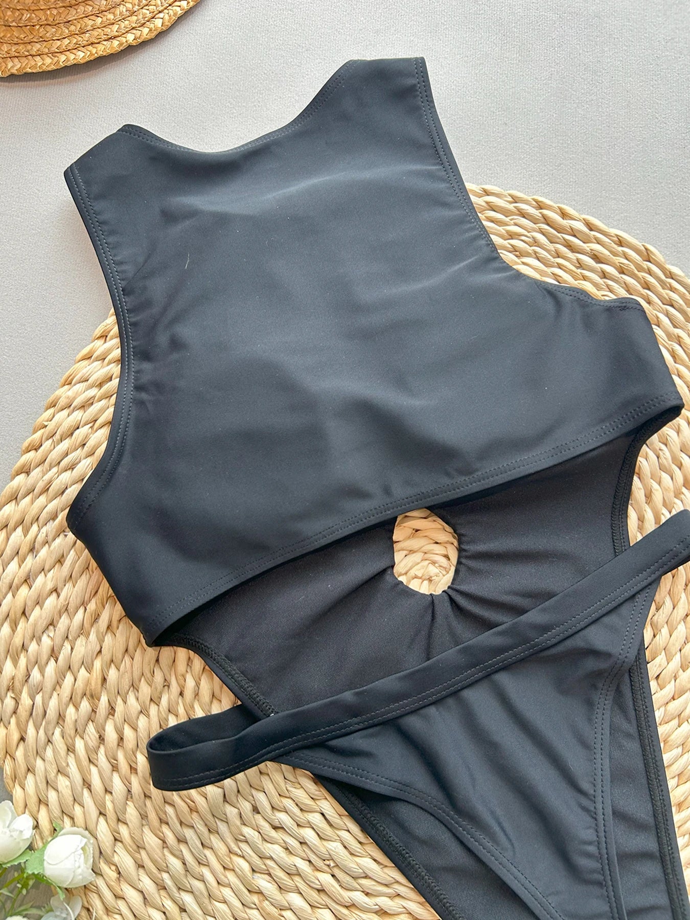 LUX Bold Black Monokini