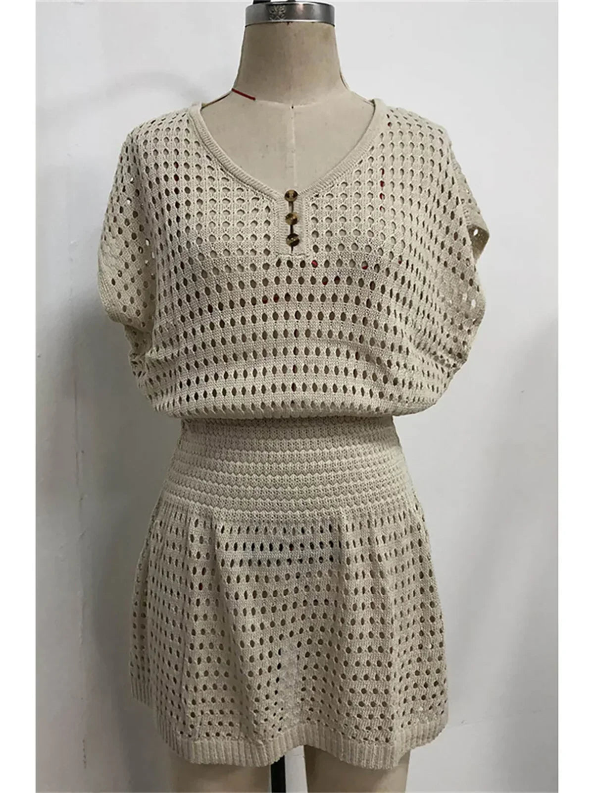 40681568796768|40681568829536|40681568927840