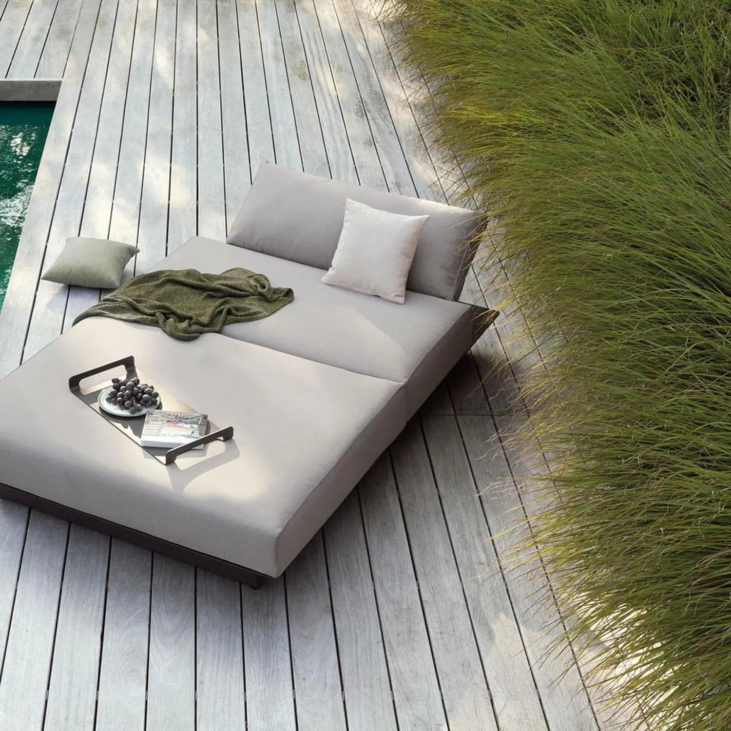 Couch Outdoor Furniture Set Lounge Garden Sofa Beach Hotel Poolside Patio Lounge Aluminium Sun Bed