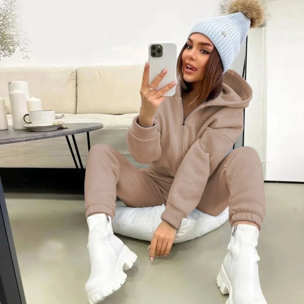 Lucy Autumn Sweatshirt & Pants Set