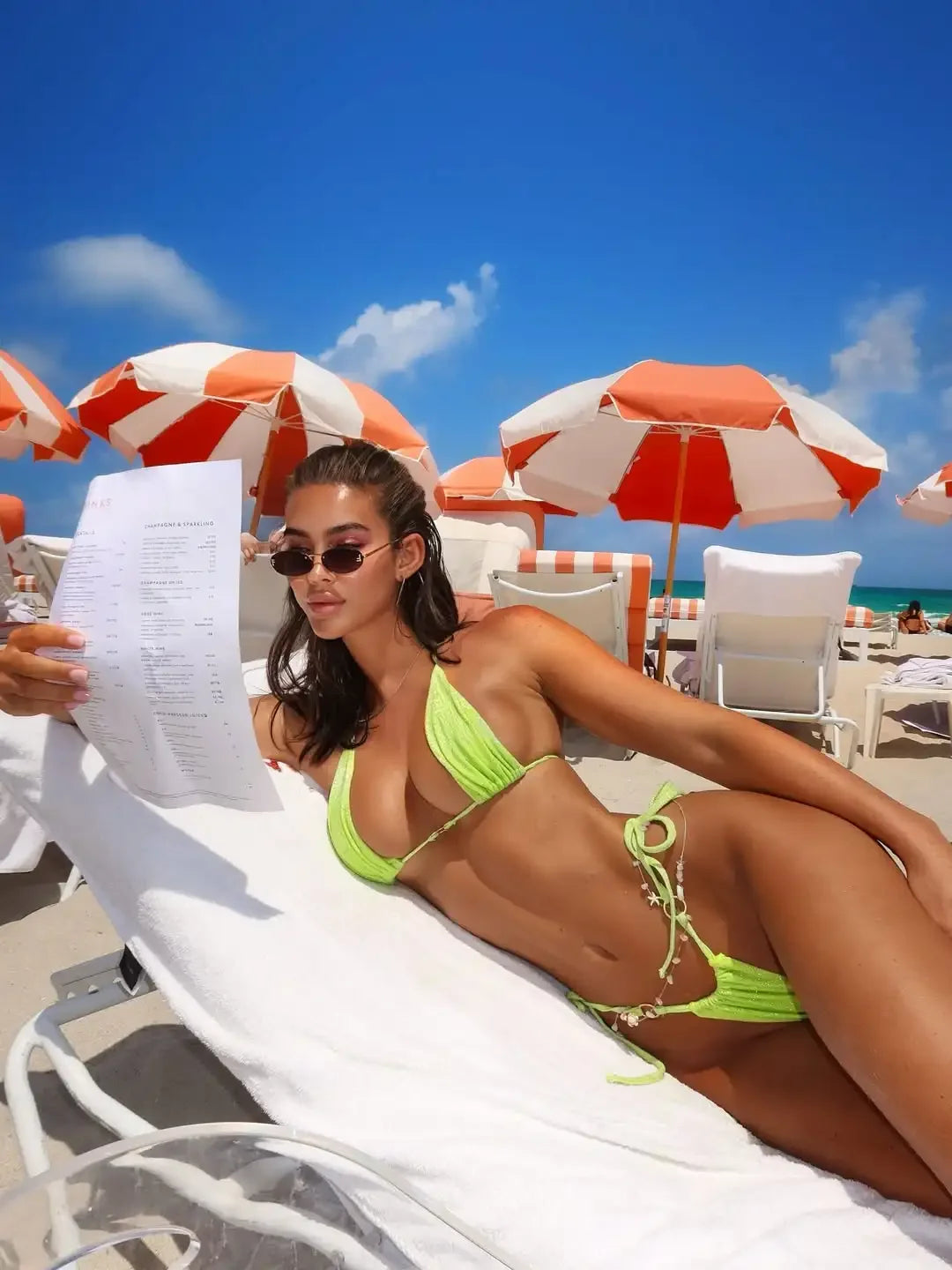 2025 Fashionable Women's Two-Piece Swimsuit - Vibrant Neon Green Color Perfect for Beach Wear and Pool Parties Summer Getaways