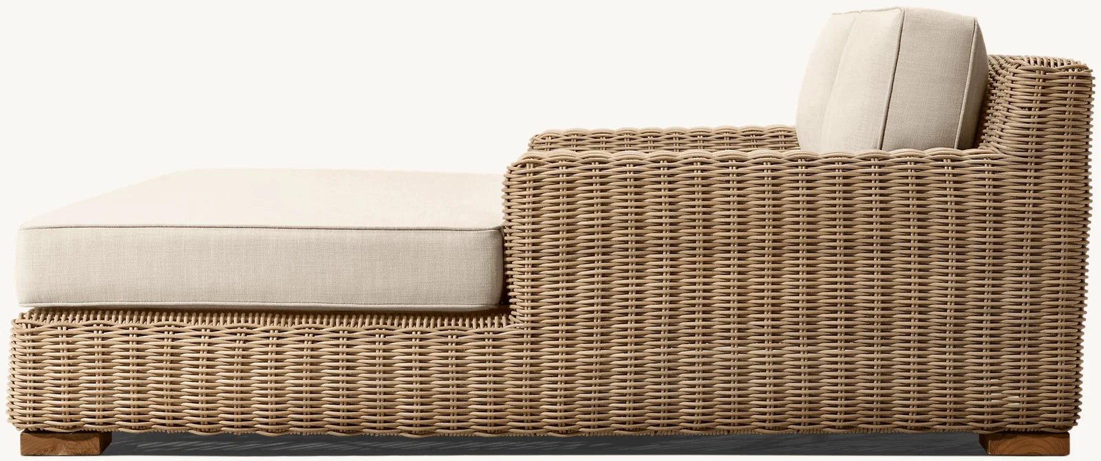 Modern Luxury Rattan Loungers Outdoor Sunbed For Beach Courtyard Park Hotel And Villa Durable Leisure Lounge Bed