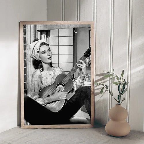 Audrey Hepburn Classic Anime Poster Waterproof Paper Sticker Coffee House Bar Room Wall Decor