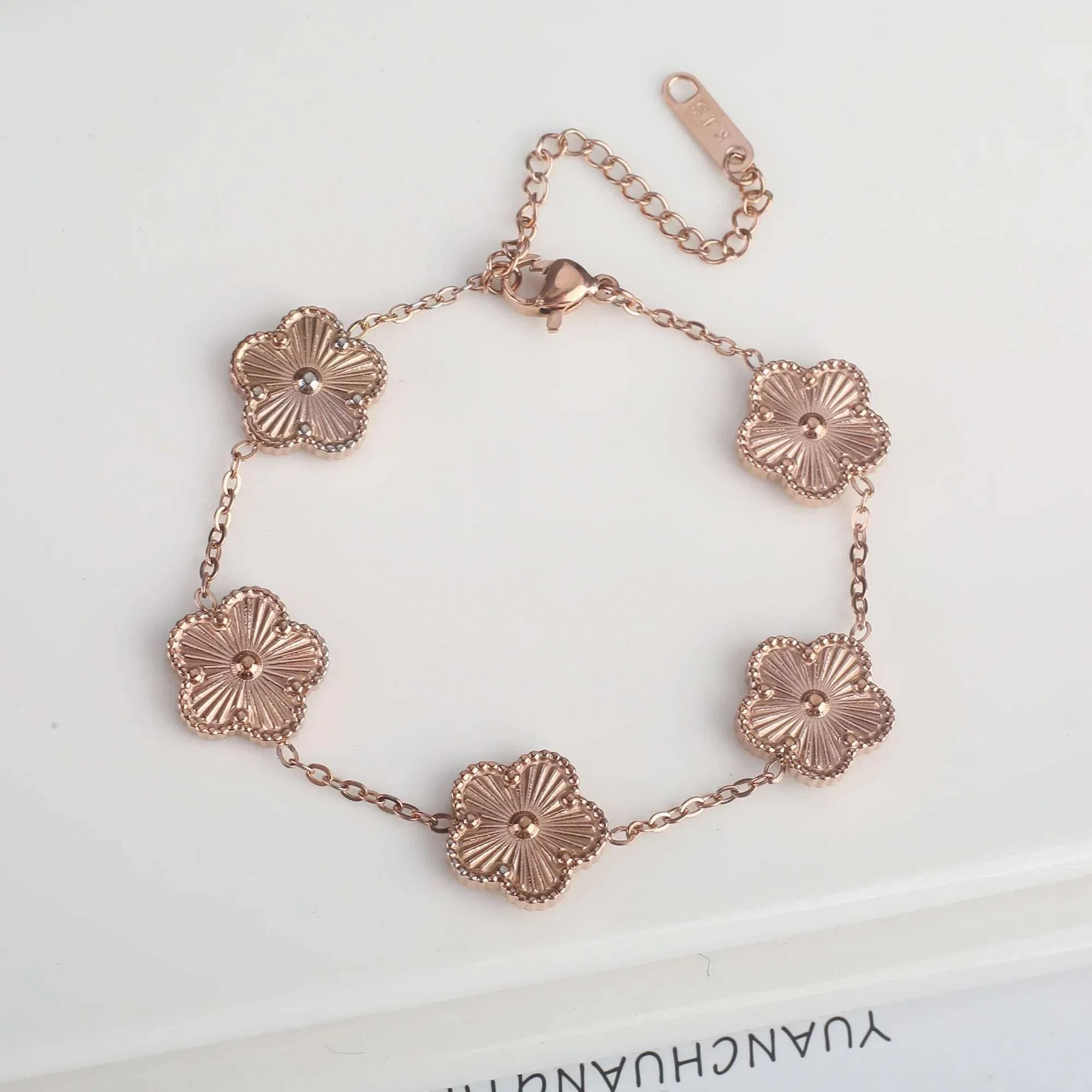 Hot Sale Stainless Steel Laser Five Leaf Flower Petal Adjustable Clover Bracelet Classic for Woman Girl Brand Jewelry Party Gift