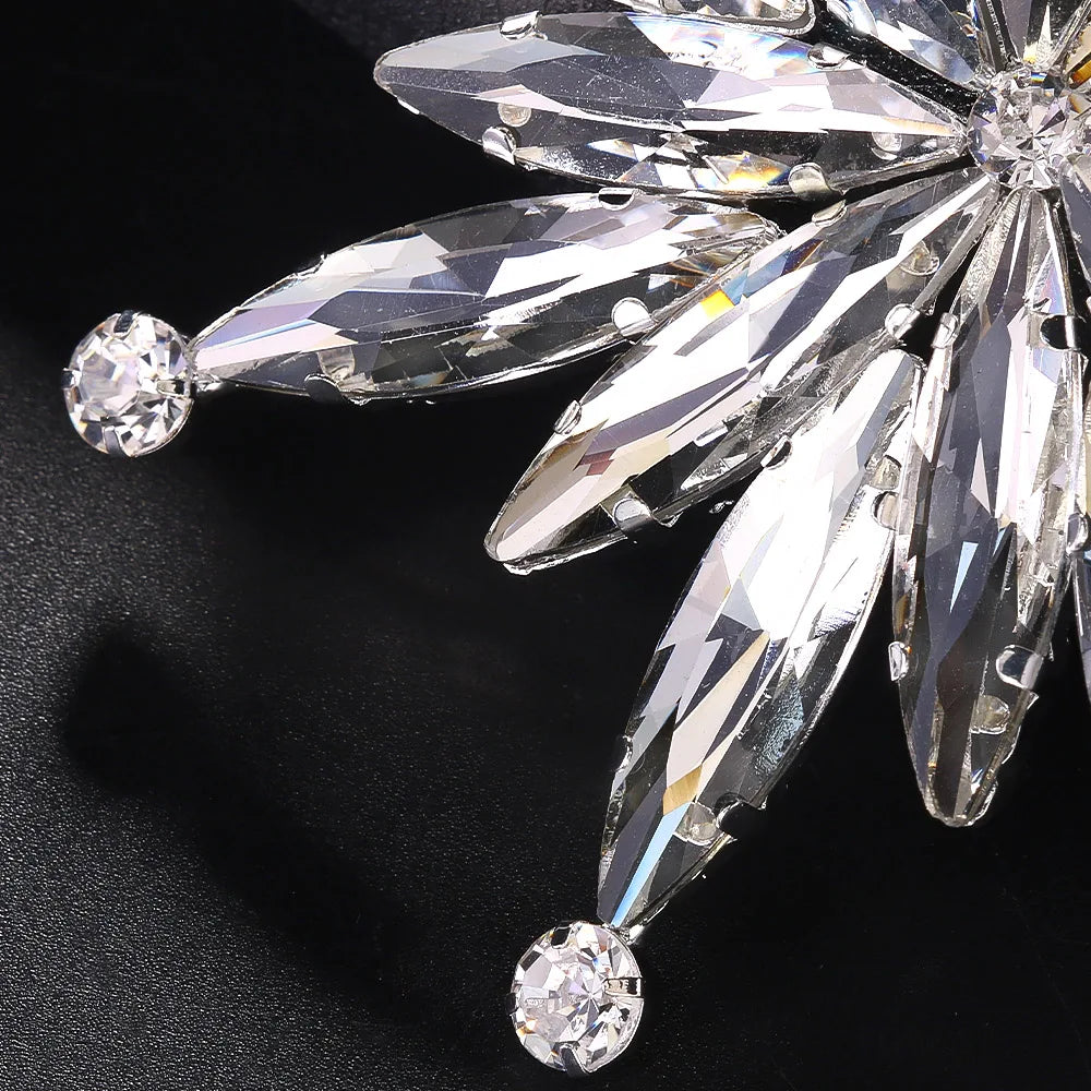 Large Luxury Rhinestone Star Brooch