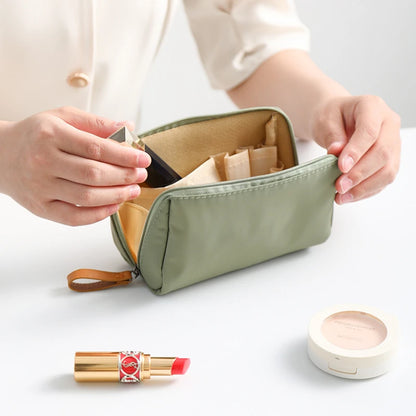 Portable Mini Cosmetic Bag for Women, Small and Exquisite, Travel Carry-on, Lipstick Makeup Bag, Small Cosmetics Storage Tool