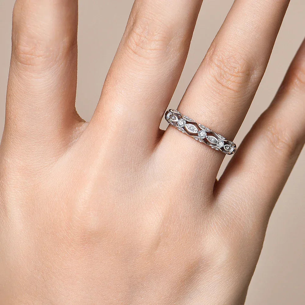 CHARMING Vintage Moissanite Diamond Ring for Women D VVS1 Color Hollow Band 925 Sterling Silver Stackable Wedding Jewelry Gifts