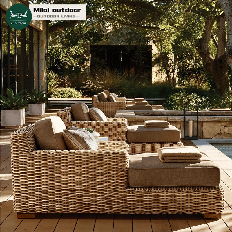 Modern Luxury Rattan Loungers Outdoor Sunbed For Beach Courtyard Park Hotel And Villa Durable Leisure Lounge Bed