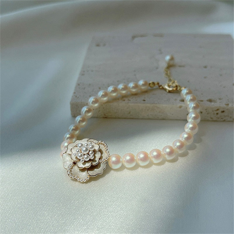 2022 Fashion Camellia CC bracelet Vintage Summer Woman Multilayer Pearl Bracelets Luxury Jewelry