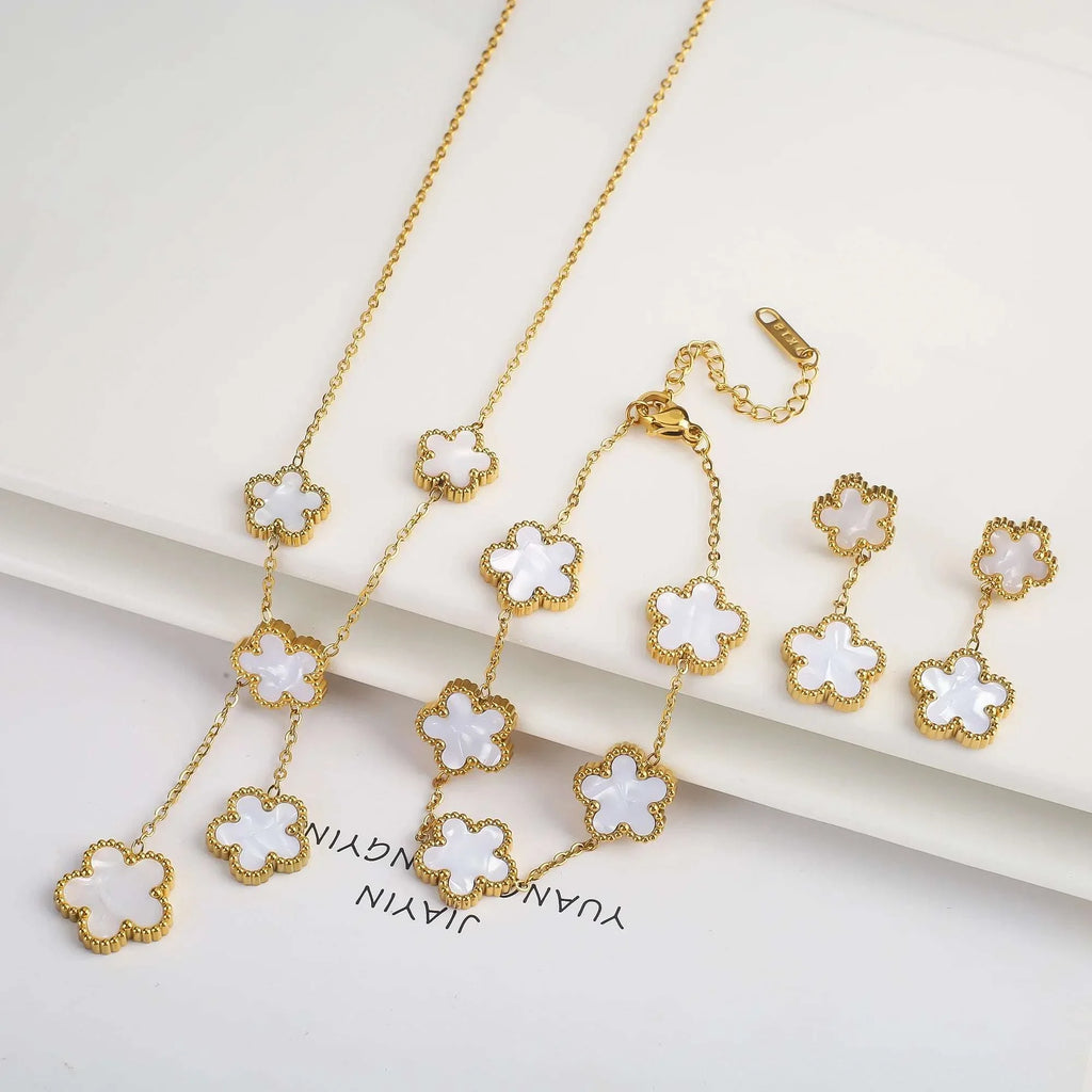 3Pcs 18k Gold-Plated Five-Leaf Flower Necklace Earrings Bracelet Jewelry Set For Woman Fashion Party Jewelry Daily Wear Clover