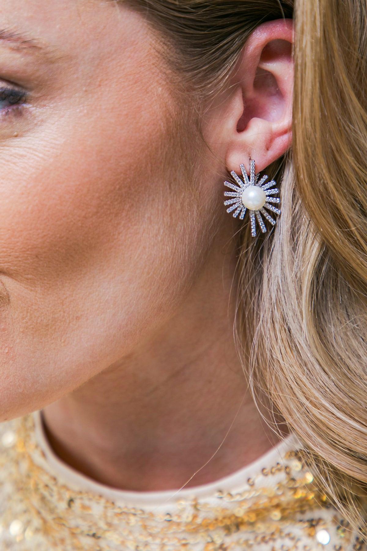 COUTURE PEARL FLOWER EARRINGS Flying Tomato