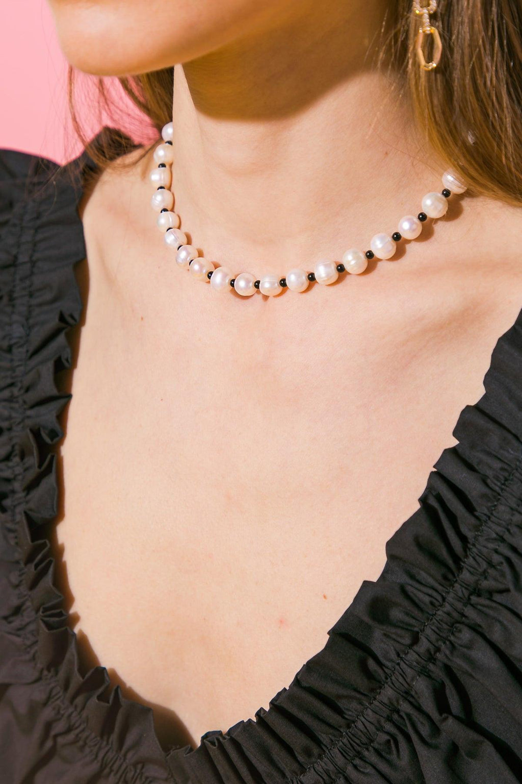 LOU PEARL NECKLACE Flying Tomato