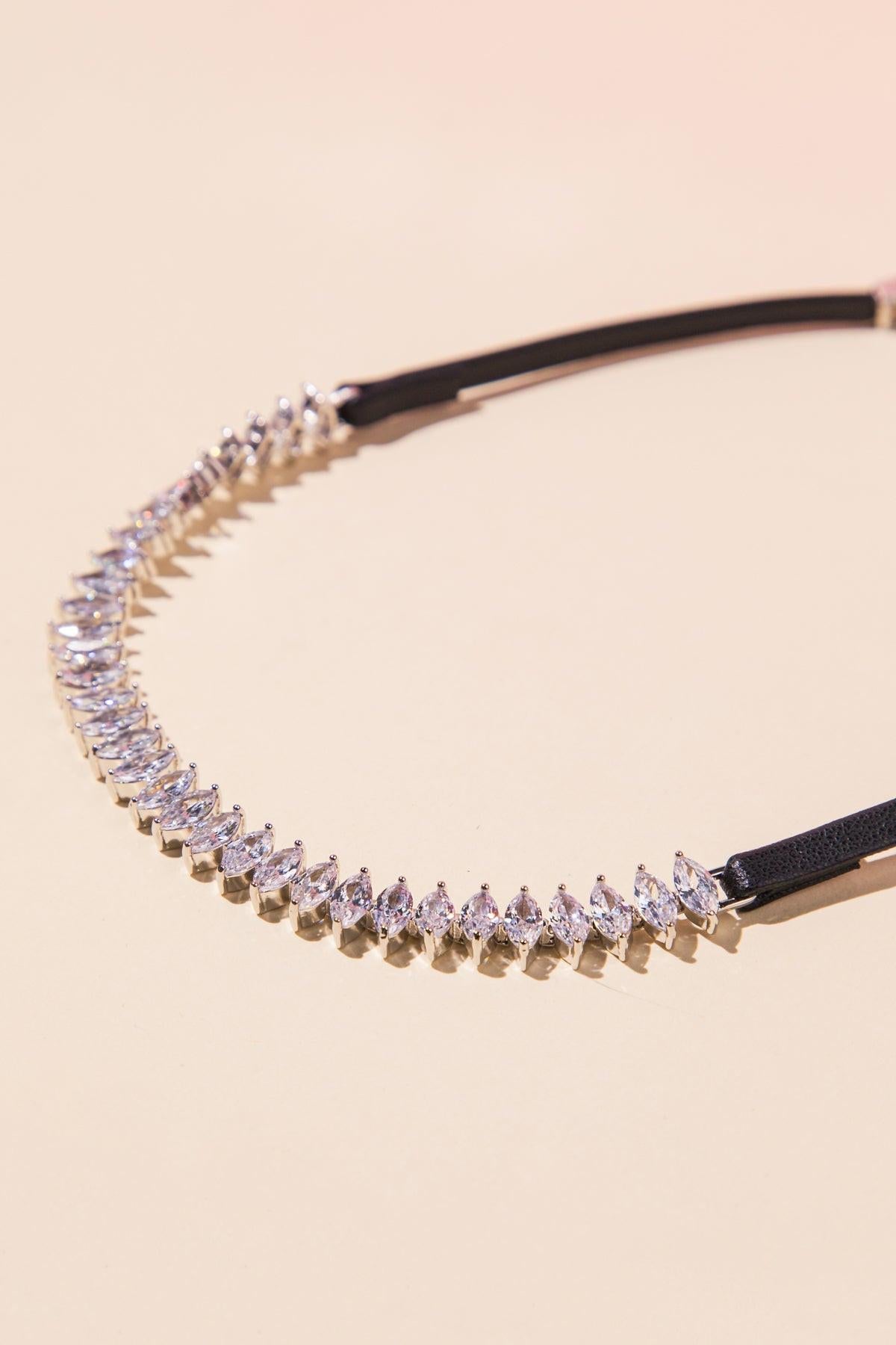 RHINESTONE DIANA NECKLACE Flying Tomato