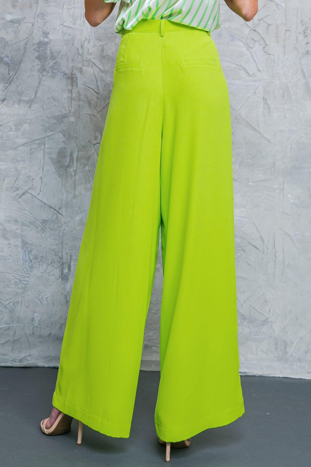 UPSCALE AURA WOVEN PANTS Flying Tomato
