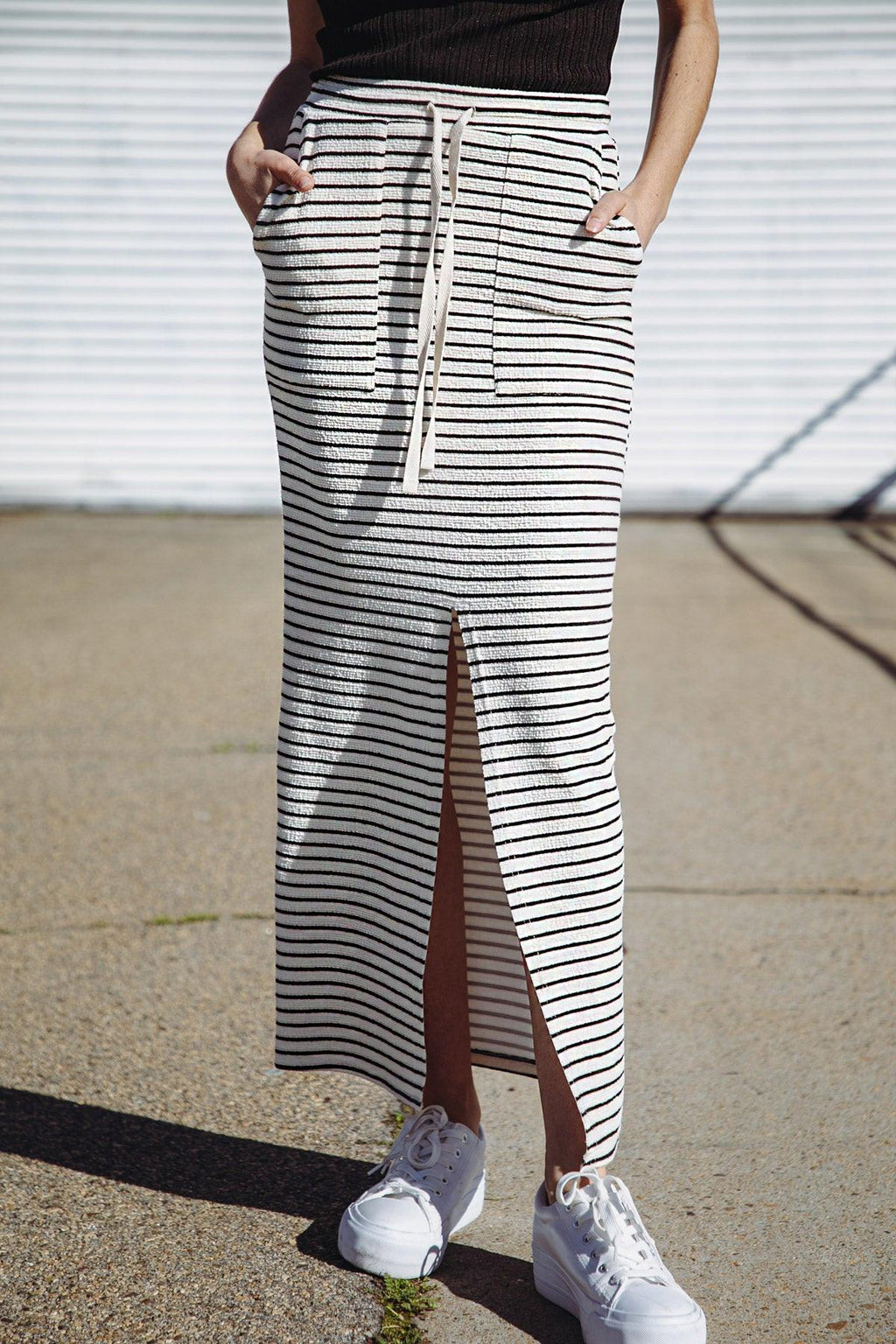 PRETTY ON POINT KNIT SKIRT Flying Tomato