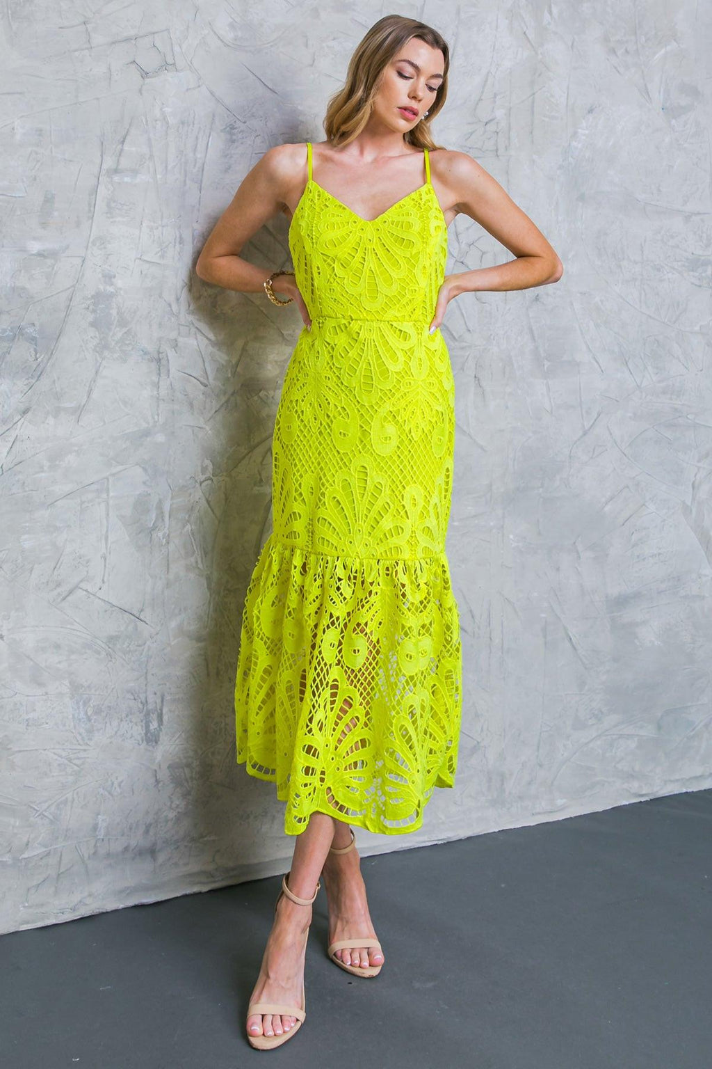 MANHATTAN VILLAGE LACE MIDI DRESS Flying Tomato