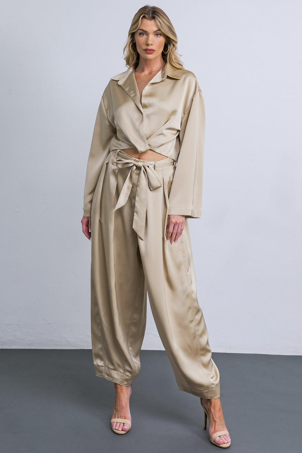 POWERFUL CHARM WOVEN SATIN PANTS Flying Tomato